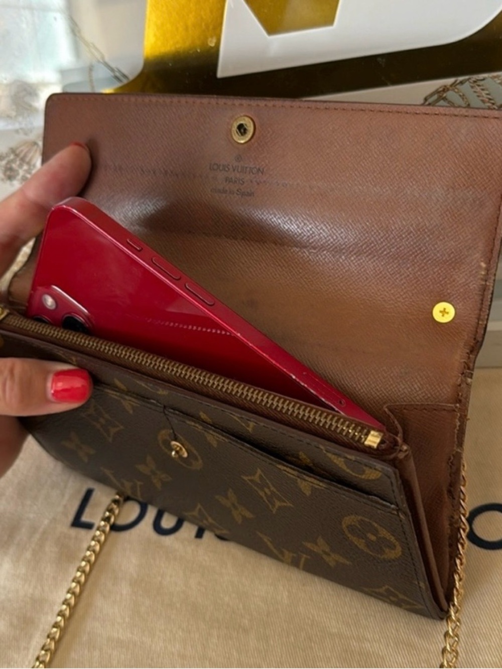 💯Authentic Louis Vuitton Sarah Long Wallet converted into a crossbody w/chain - Picture 7 of 11